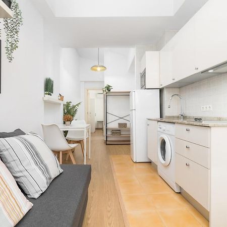 Precioso Apartamento Con Habitacion Separada En Centro Historico De Malaga Exterior photo