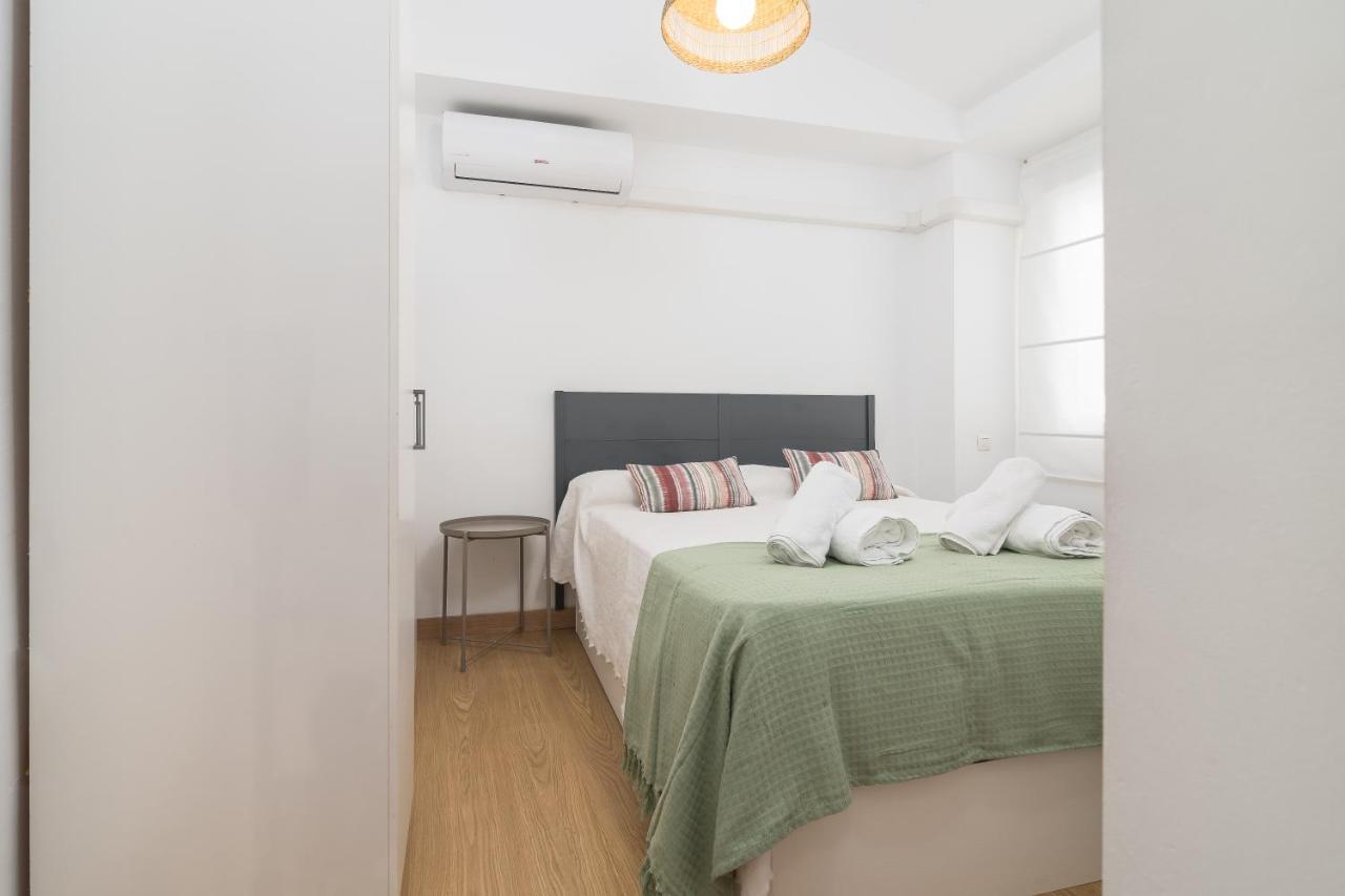 Precioso Apartamento Con Habitacion Separada En Centro Historico De Malaga Exterior photo